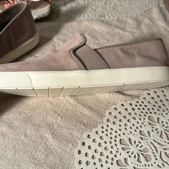 Vince Slip On Sneakers - Picture 5 of 7